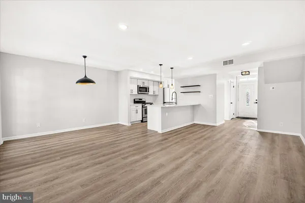 $449,900 | 1911 Lyttonsville Road, Unit 1911, Silver Spring, MD 20910