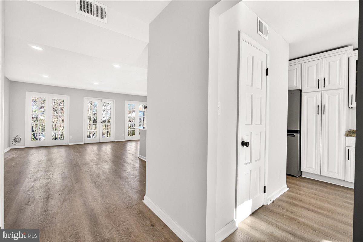 1911 Lyttonsville Road, Unit 1911 Silver Spring, MD 20910 - Photo 20 of 37