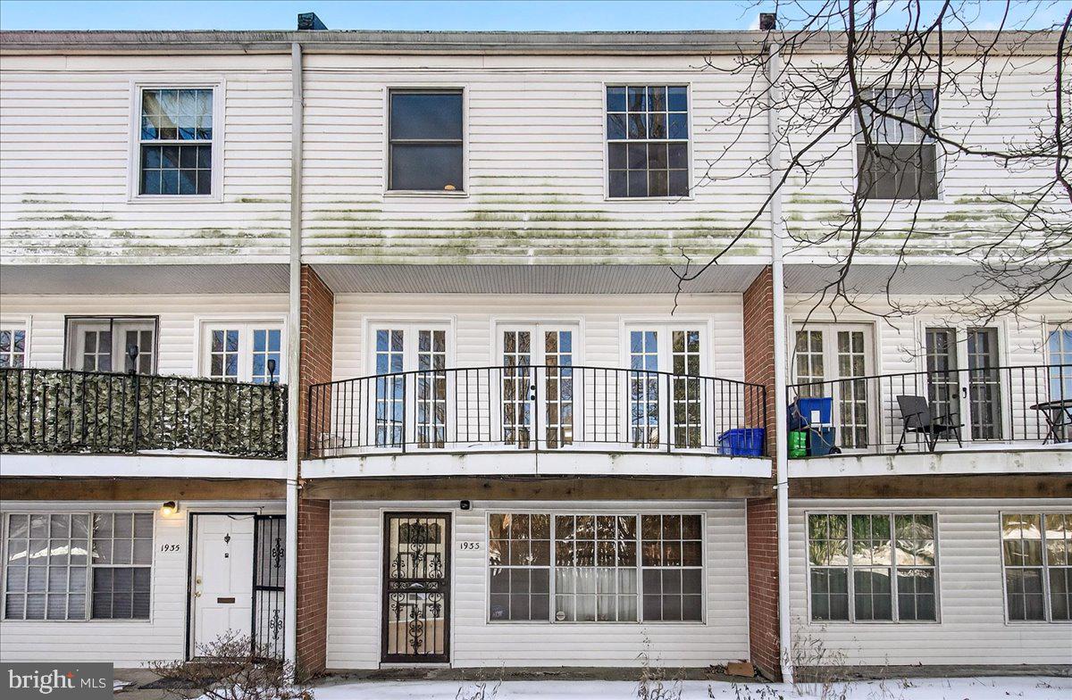 1911 Lyttonsville Road, Unit 1911 Silver Spring, MD 20910 - Photo 34 of 37