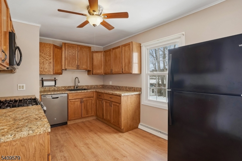 7 Maple Avenue Sussex, NJ 07461 - Photo 12 of 31