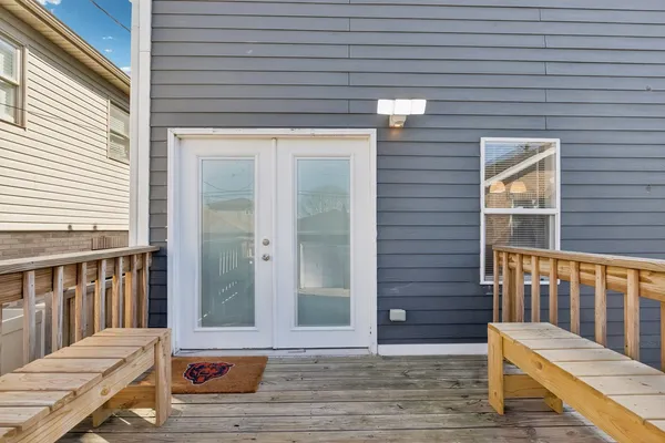 $519,900 | 6242 South Nashville Avenue, Chicago, IL 60638