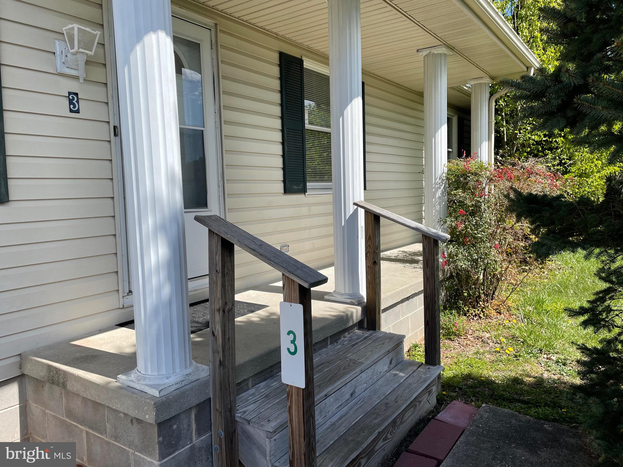 3 7th Street Ridgely, MD 21660 - Photo 1 of 21 Exterior Front Porch