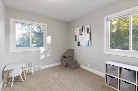 $305,000 | 600 South Lee Avenue, Olathe, KS 66061