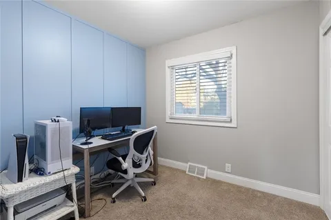 $305,000 | 600 South Lee Avenue, Olathe, KS 66061