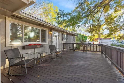 $305,000 | 600 South Lee Avenue, Olathe, KS 66061