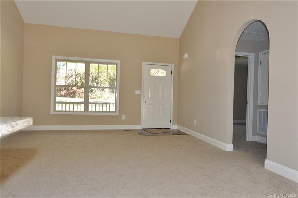 518 Pinckney Street Chester, SC 29706 - Photo 4 of 11 Gallery Image 4