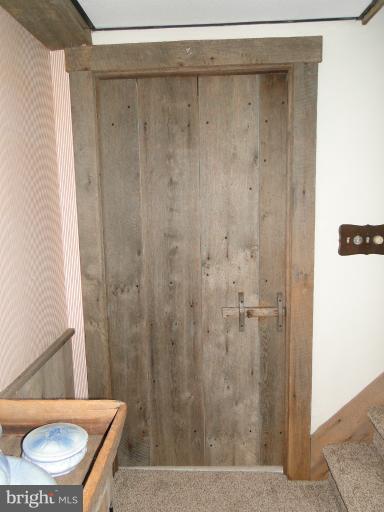 3382 Point Of Rocks Road Jefferson, MD 21755 - Photo 15 of 30 Custom Barn Wood Door - Very Cool !