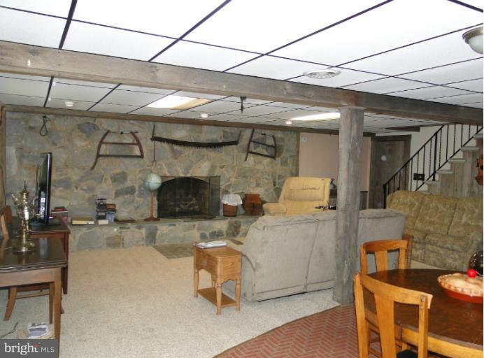 3382 Point Of Rocks Road Jefferson, MD 21755 - Photo 21 of 30 Huge Real Stone Gas Fireplace And Hearth