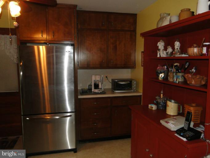 3382 Point Of Rocks Road Jefferson, MD 21755 - Photo 8 of 30 Kitchen