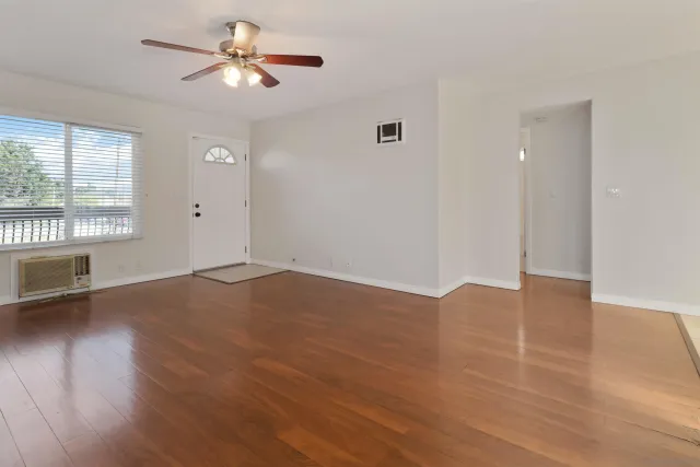 $395,000 | 1160 East Washington Avenue, Unit 3, El Cajon, CA 92019