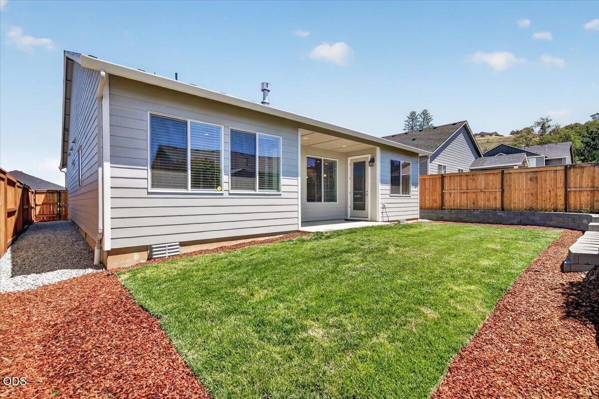 106 Valemont Drive Eagle Point, OR 97524 - Photo 23 of 29