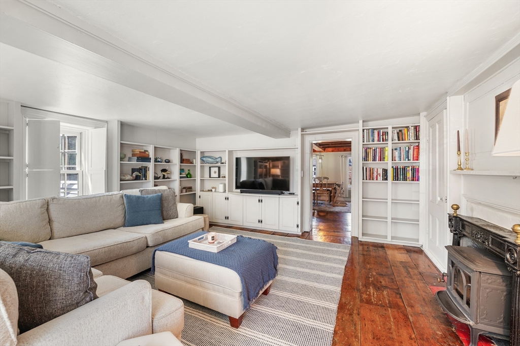 82 Dodge Street, Unit 1 Beverly, MA 01915 - Photo 13 of 42