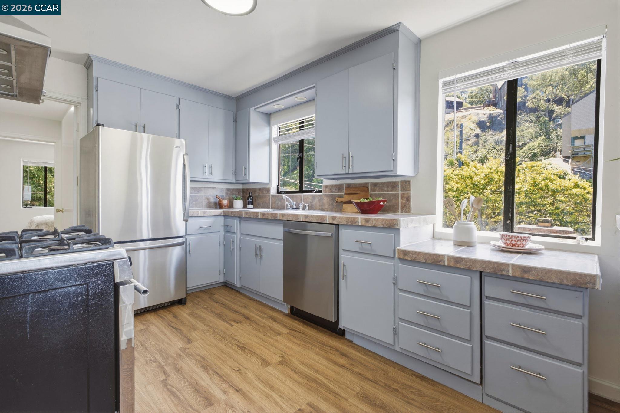 7-9 El Portal Court Berkeley, CA 94708 - Photo 17 of 54