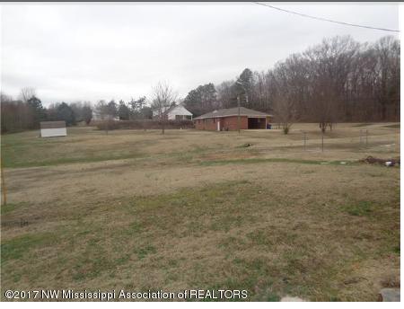 5955 Poplar Corner Road Walls, MS 38680 - Photo 6 of 6 YARD_53462762
