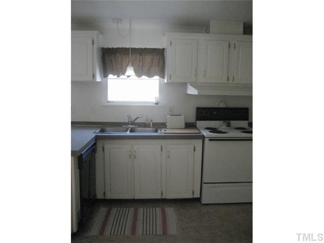 236 Apple Tree Lane Roxboro, NC 27574 - Photo 4 of 15