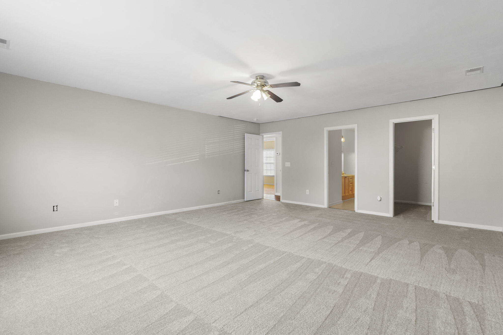 2015 Robin Wood Boulevard Moncks Corner, SC 29461 - Photo 28 of 36 45-web-or-mls-Barclay Media Co_-52
