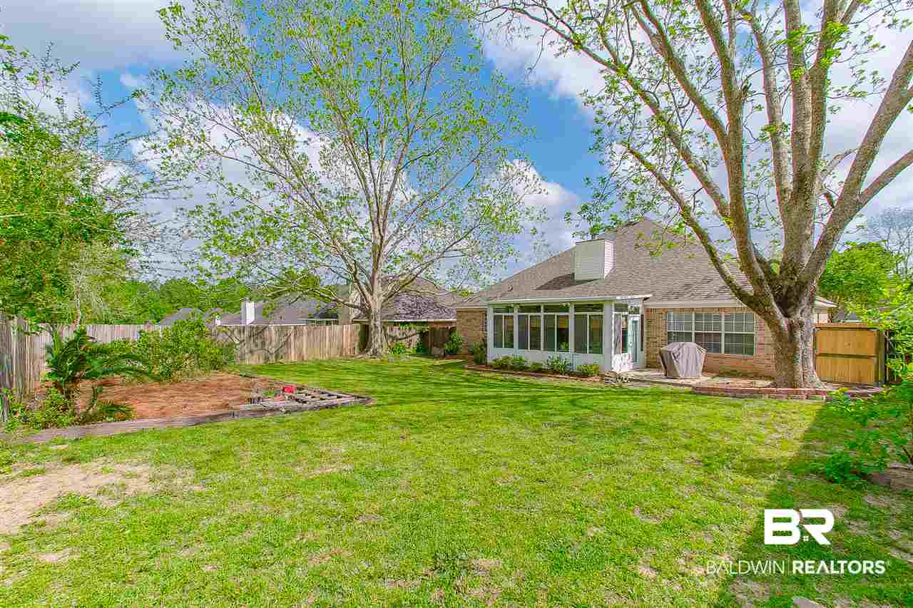 9211 Huckleberry Drive Daphne, AL 36527 - Photo 30 of 35 Garden Area