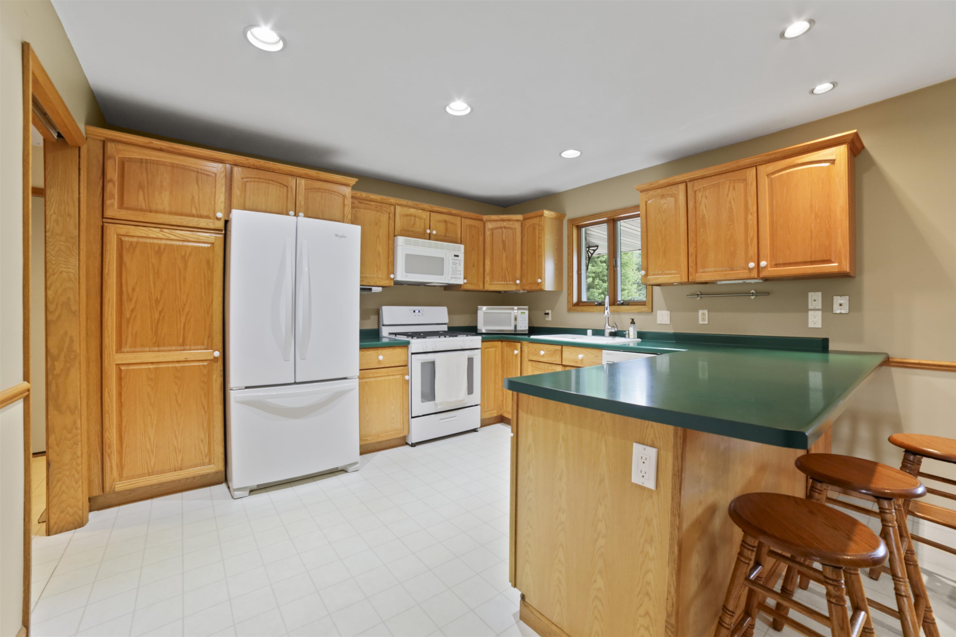6548 North Ron Road Evansville, WI 53536 - Photo 11 of 35 Gallery Image 11