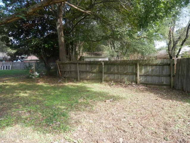 $1,295 | 3330 Mayfair Road, Horn Lake, MS 38637