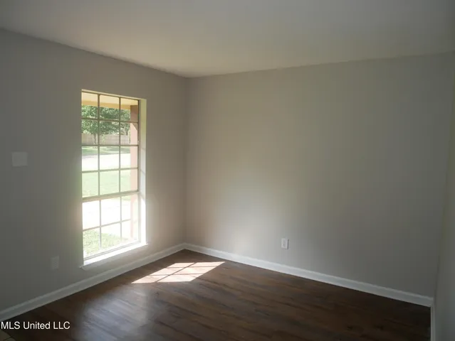 $1,295 | 3330 Mayfair Road, Horn Lake, MS 38637