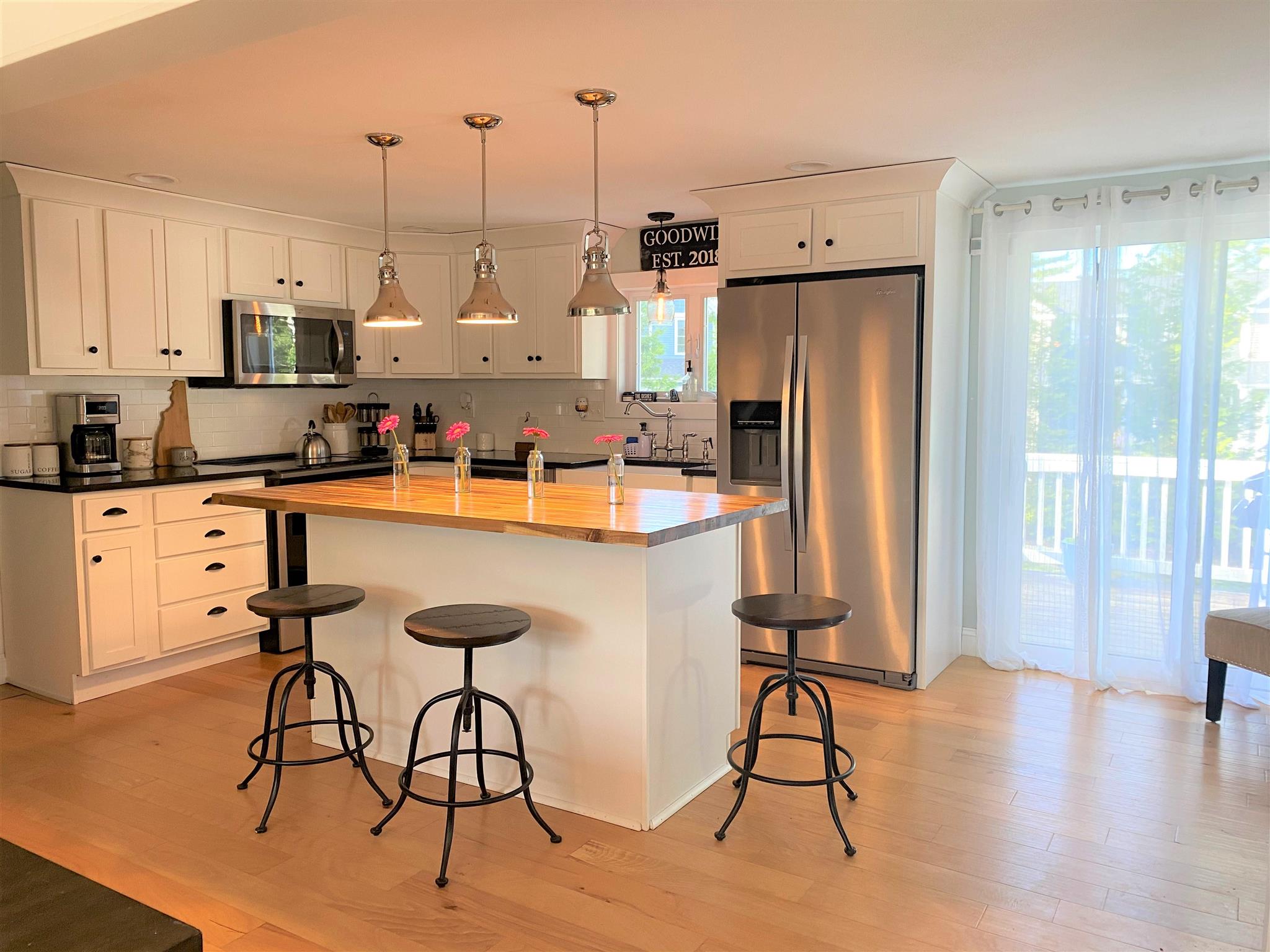 18 Garrison Road Dover, NH 03820 - Photo 6 of 29