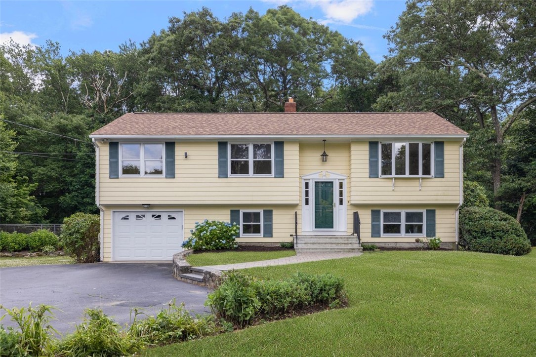 171 Betty Pond Road Scituate, RI 02831 - Photo 1 of 39