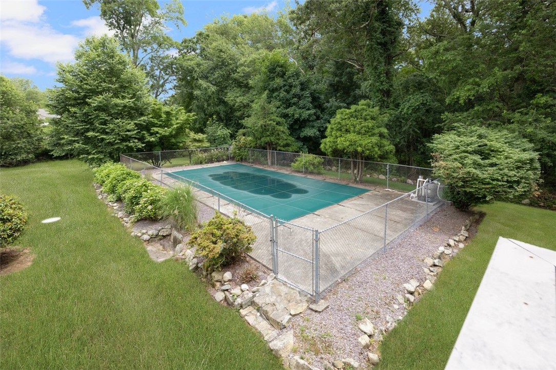 171 Betty Pond Road Scituate, RI 02831 - Photo 12 of 39
