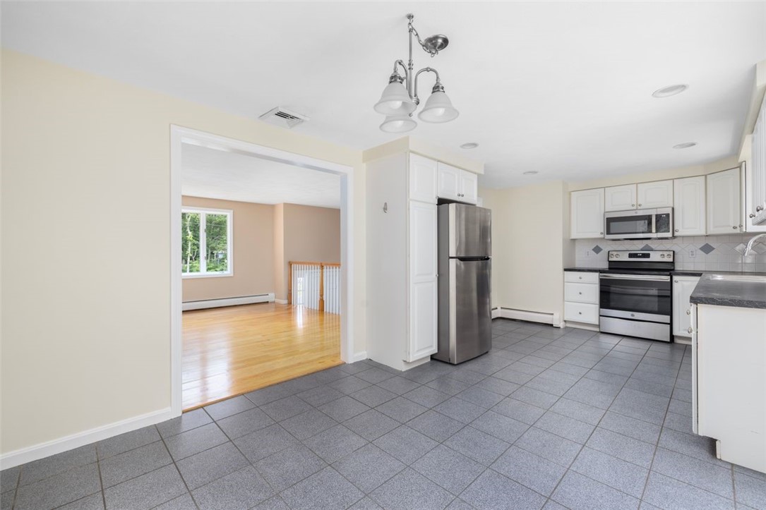 171 Betty Pond Road Scituate, RI 02831 - Photo 18 of 39