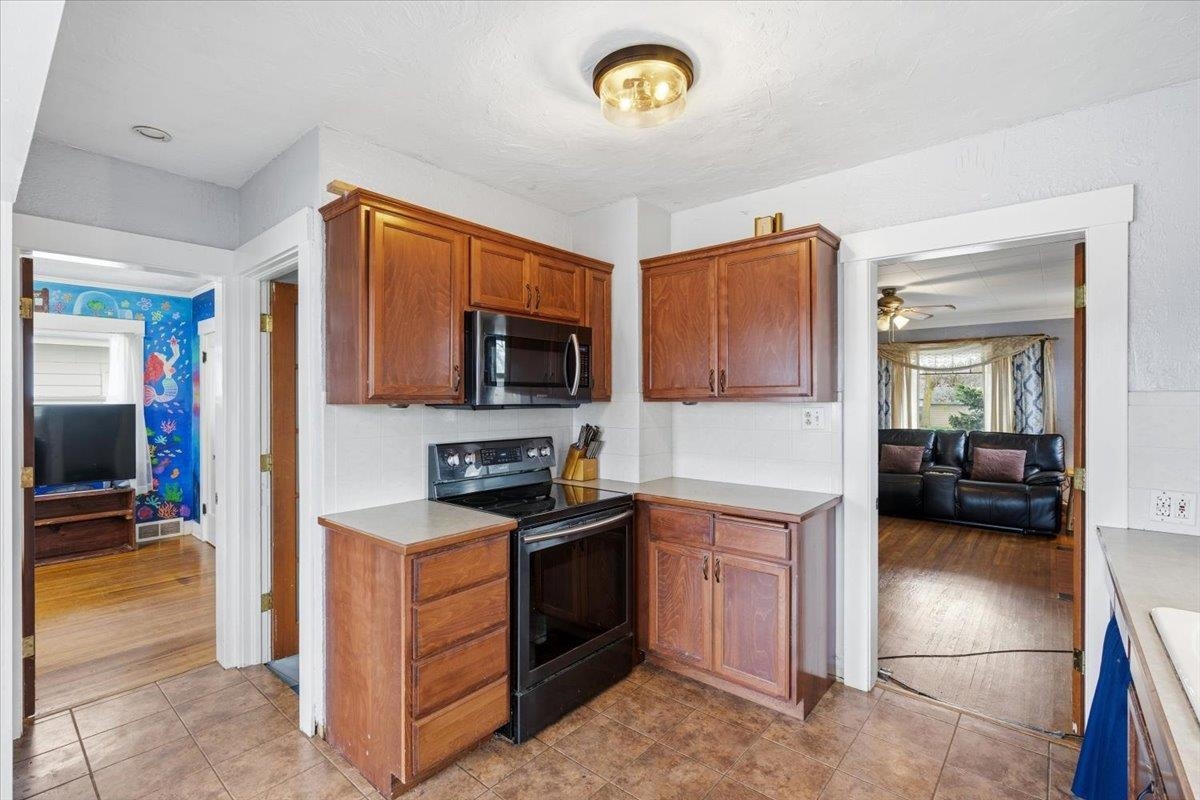 1928 West Sharp Avenue Spokane, WA 99201 - Photo 12 of 36