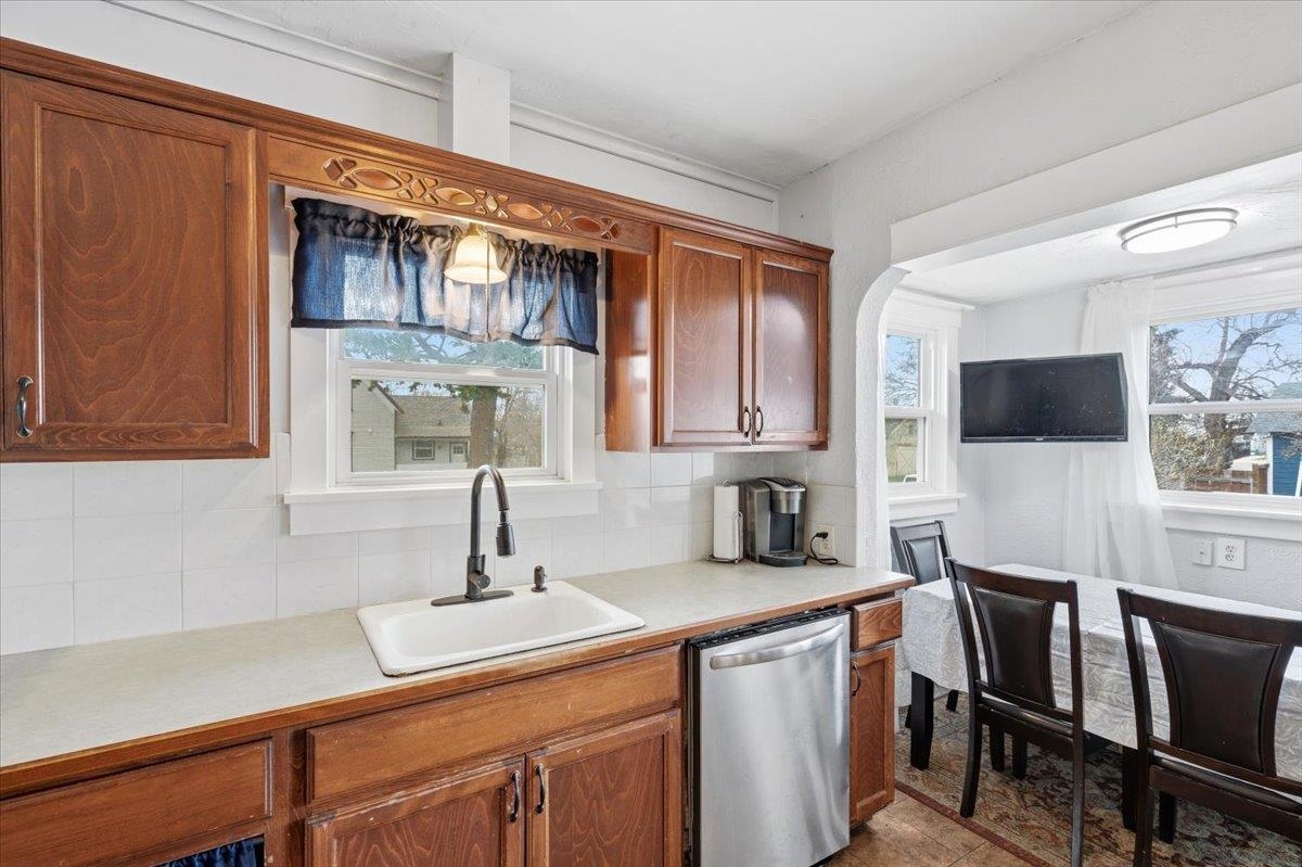 1928 West Sharp Avenue Spokane, WA 99201 - Photo 14 of 36