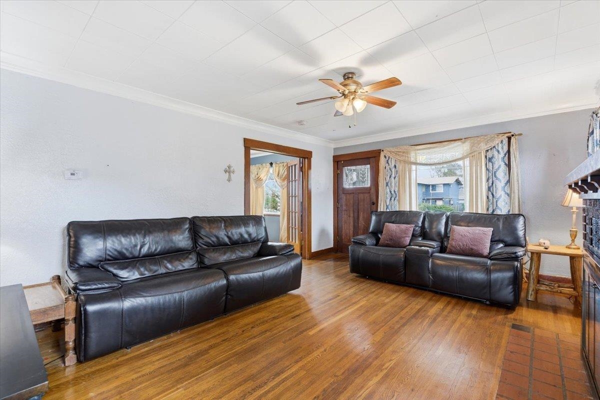 1928 West Sharp Avenue Spokane, WA 99201 - Photo 17 of 36