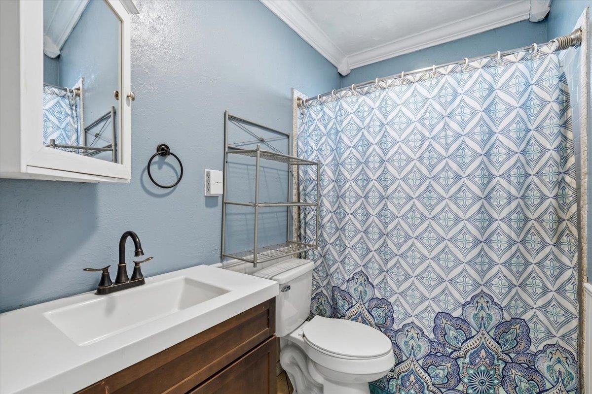 1928 West Sharp Avenue Spokane, WA 99201 - Photo 4 of 36