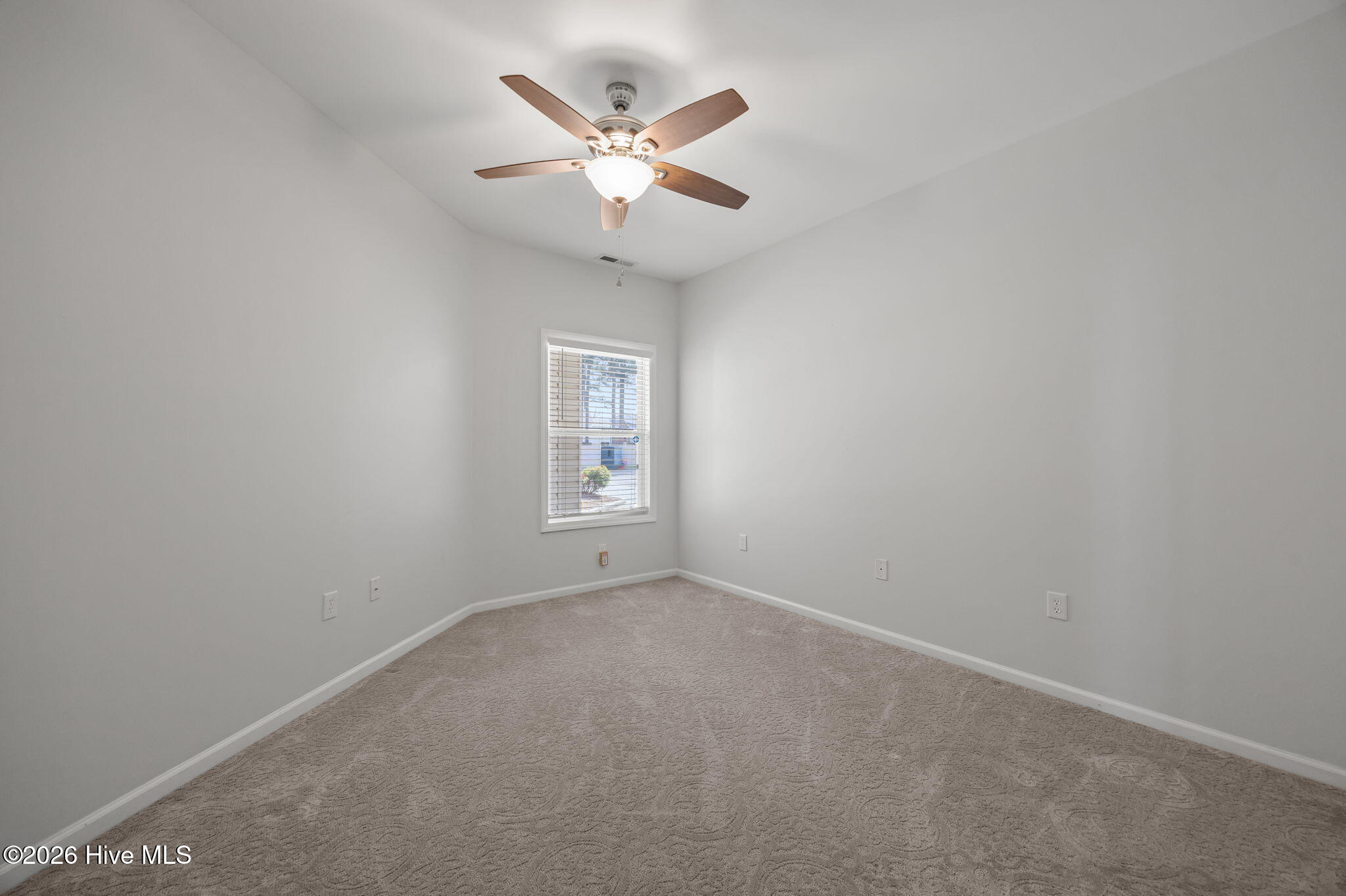 1121 Turtle Creek Road, Unit B Greenville, NC 27858 - Photo 23 of 55 23-web-or-mls-IMG_9507