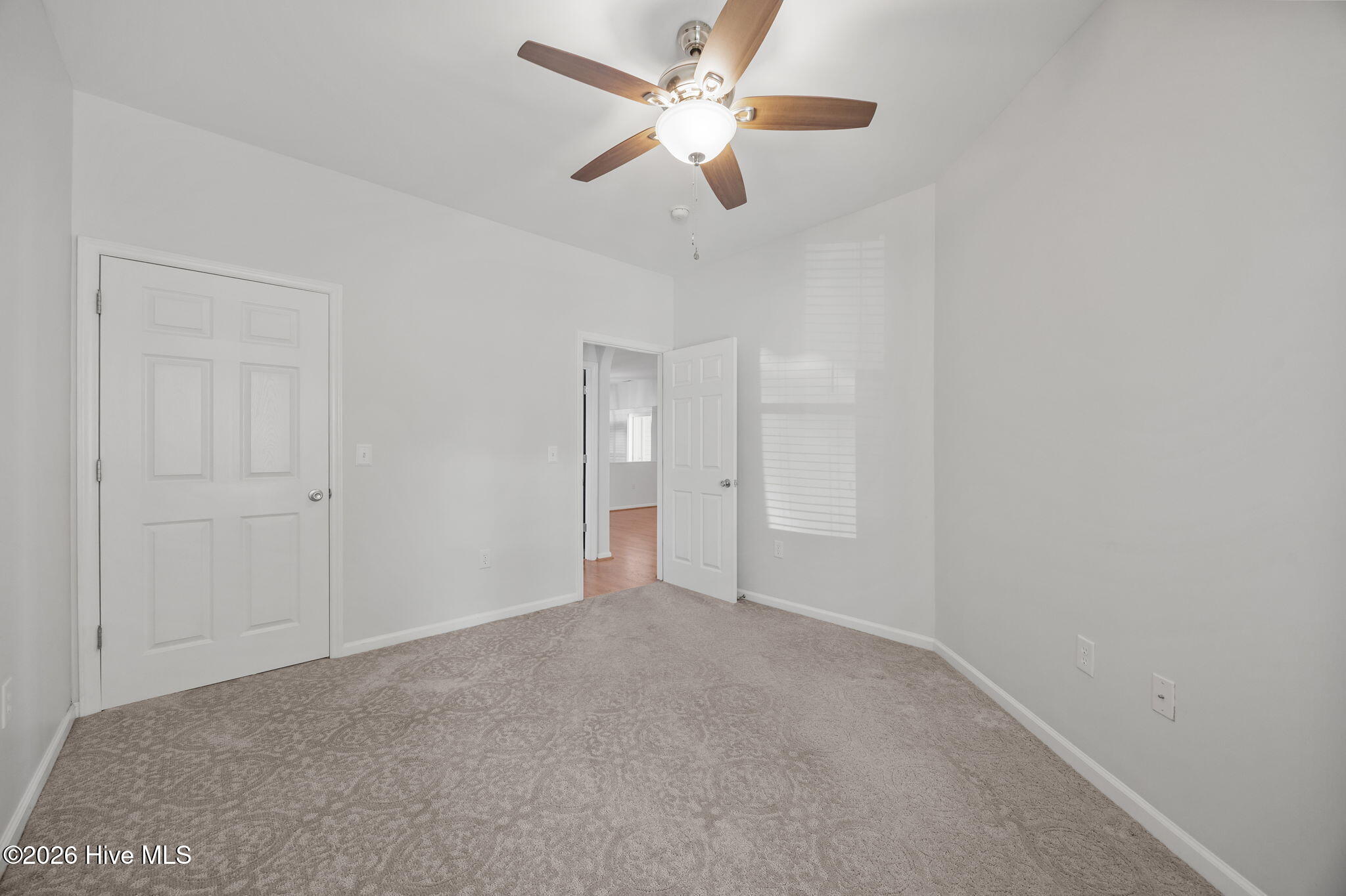 1121 Turtle Creek Road, Unit B Greenville, NC 27858 - Photo 24 of 55 24-web-or-mls-IMG_9510