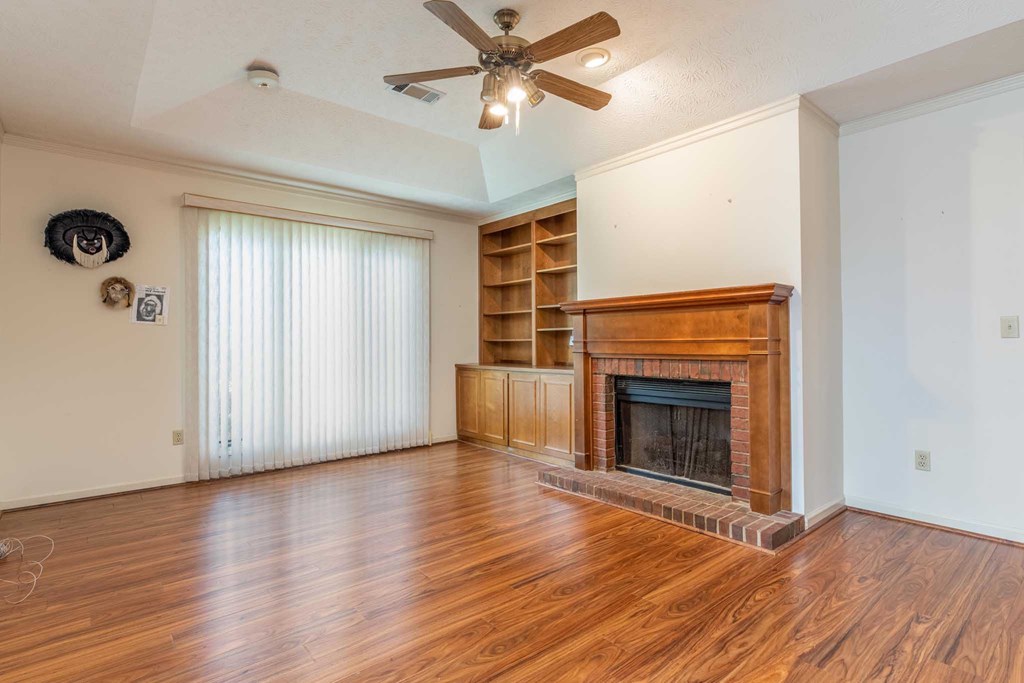 4151 Anglin Road, Unit 6A Columbus, GA 31907 - Photo 3 of 22 Living Room