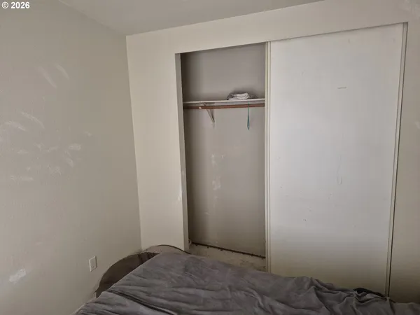 $108,000 | 386 La Casa Street, Eugene, OR 97402