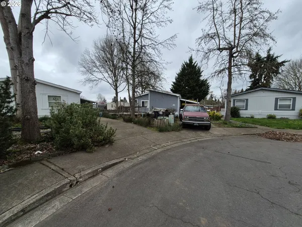 $108,000 | 386 La Casa Street, Eugene, OR 97402
