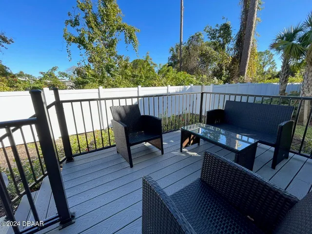 $2,150 | 17 Bella Oaks Drive, Port Orange, FL 32129