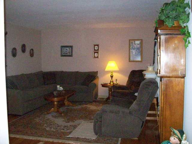 7 Starlight Road Colonie, NY 12110 - Photo 5 of 12 Photo 5