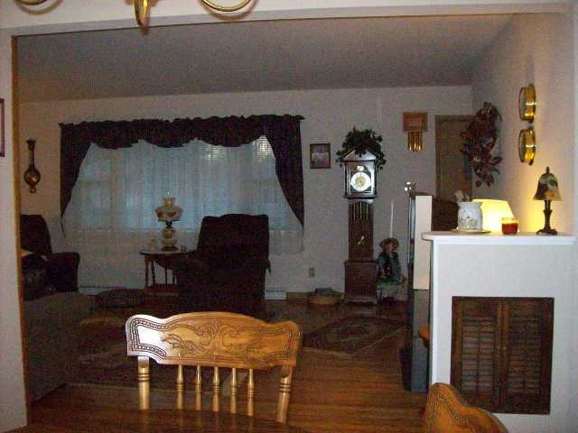 7 Starlight Road Colonie, NY 12110 - Photo 6 of 12 Photo 6