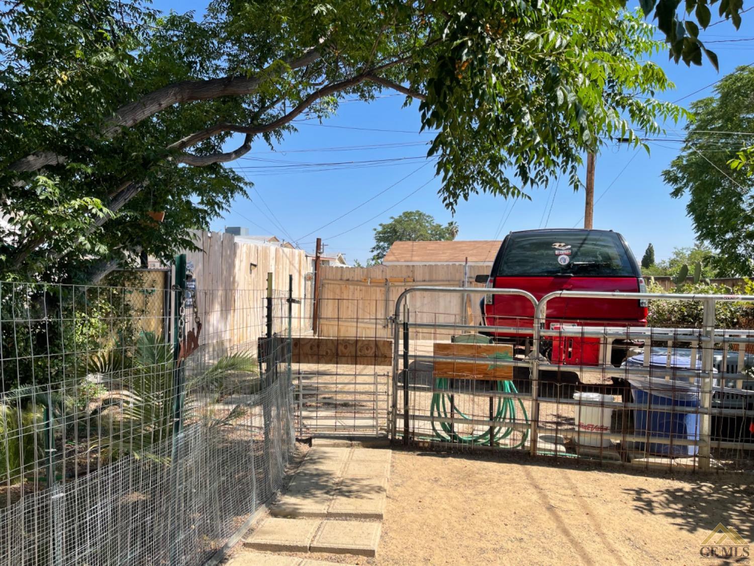 Undisclosed Address Taft, CA 93268 - Photo 17 of 17