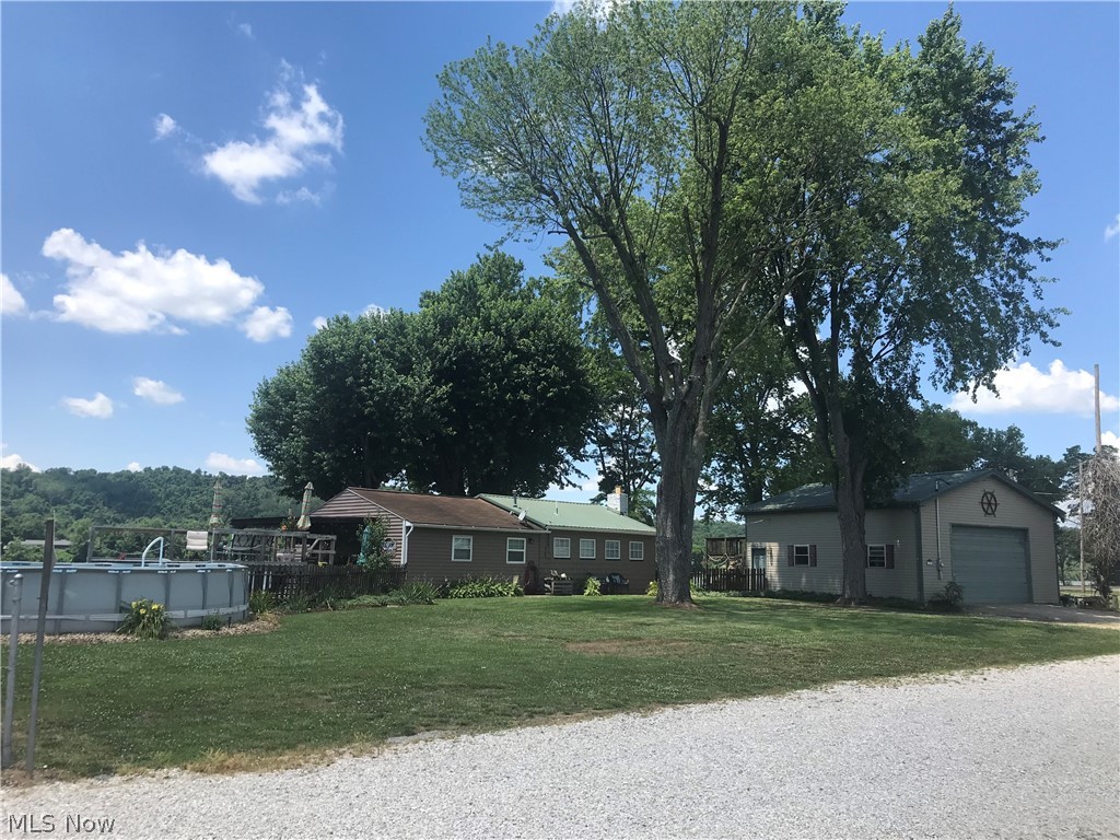 100 16th Street Vienna, WV 26105 - Photo 2 of 34 Front view from Allen Dr
