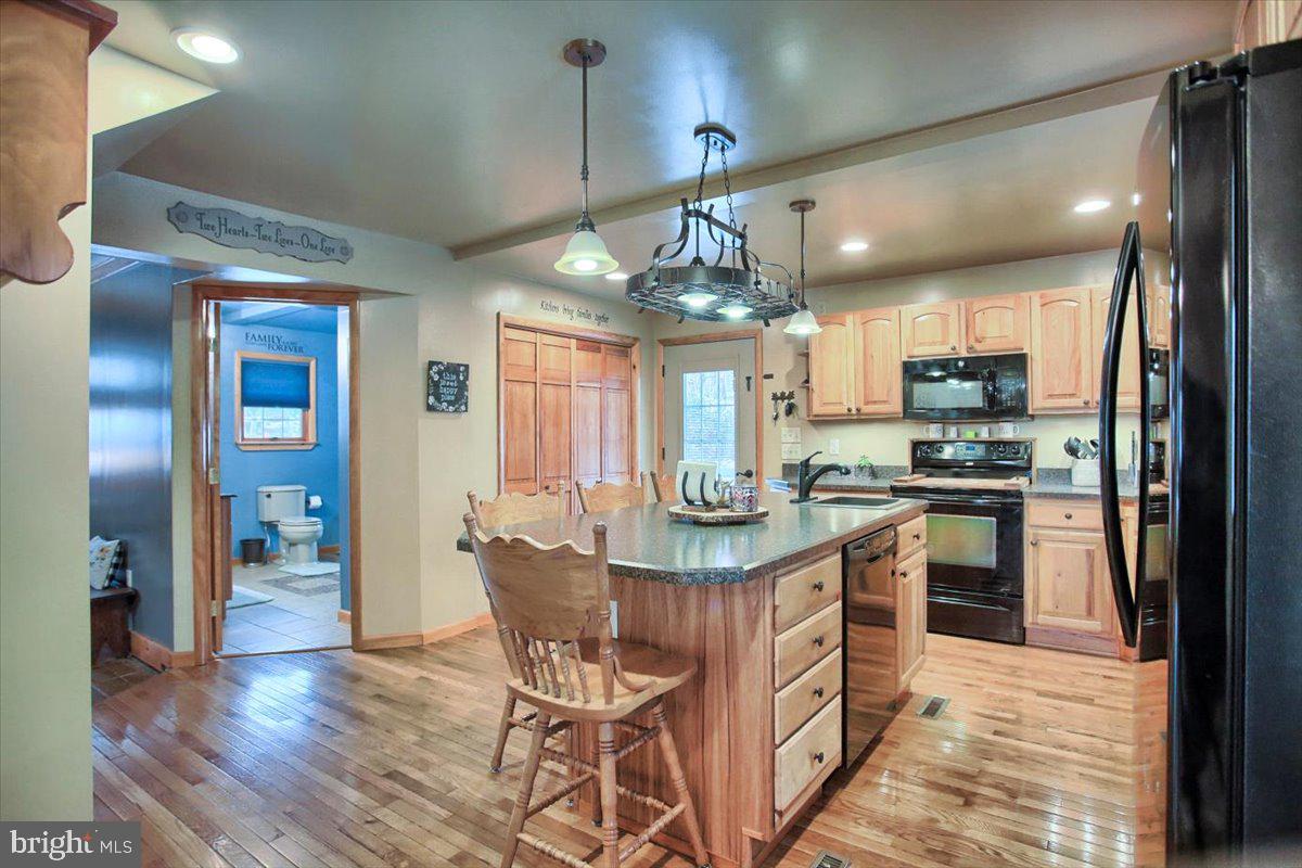5421 Spring Road Shermans Dale, PA 17090 - Photo 8 of 29 Gallery Image 8