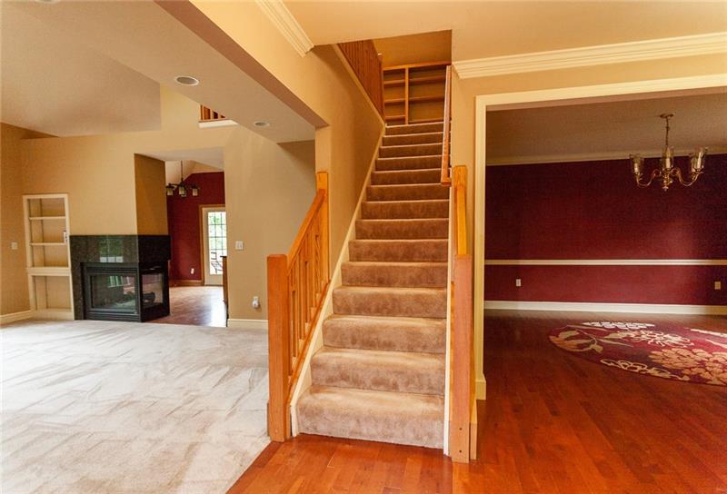 520 Farndale Road Pittsburgh, PA 15238 - Photo 11 of 21 Open floor plan for entertaining