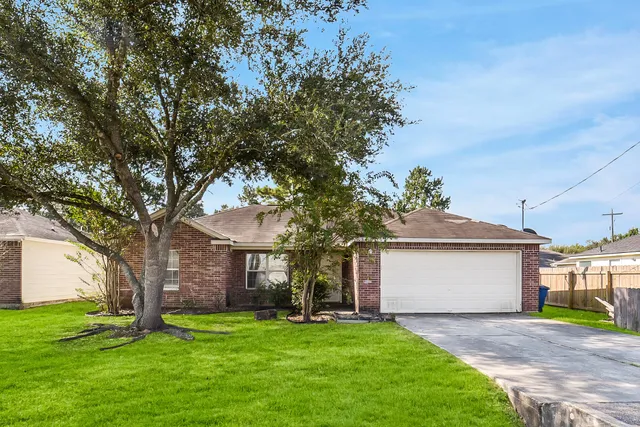 $180,000 | 16228 Sun View Lane, Conroe, TX 77302