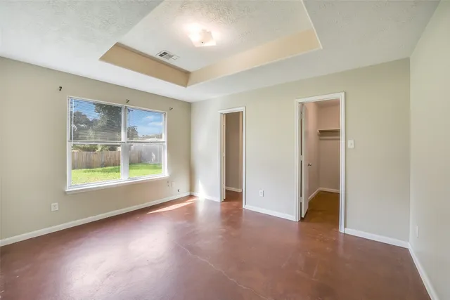 $180,000 | 16228 Sun View Lane, Conroe, TX 77302