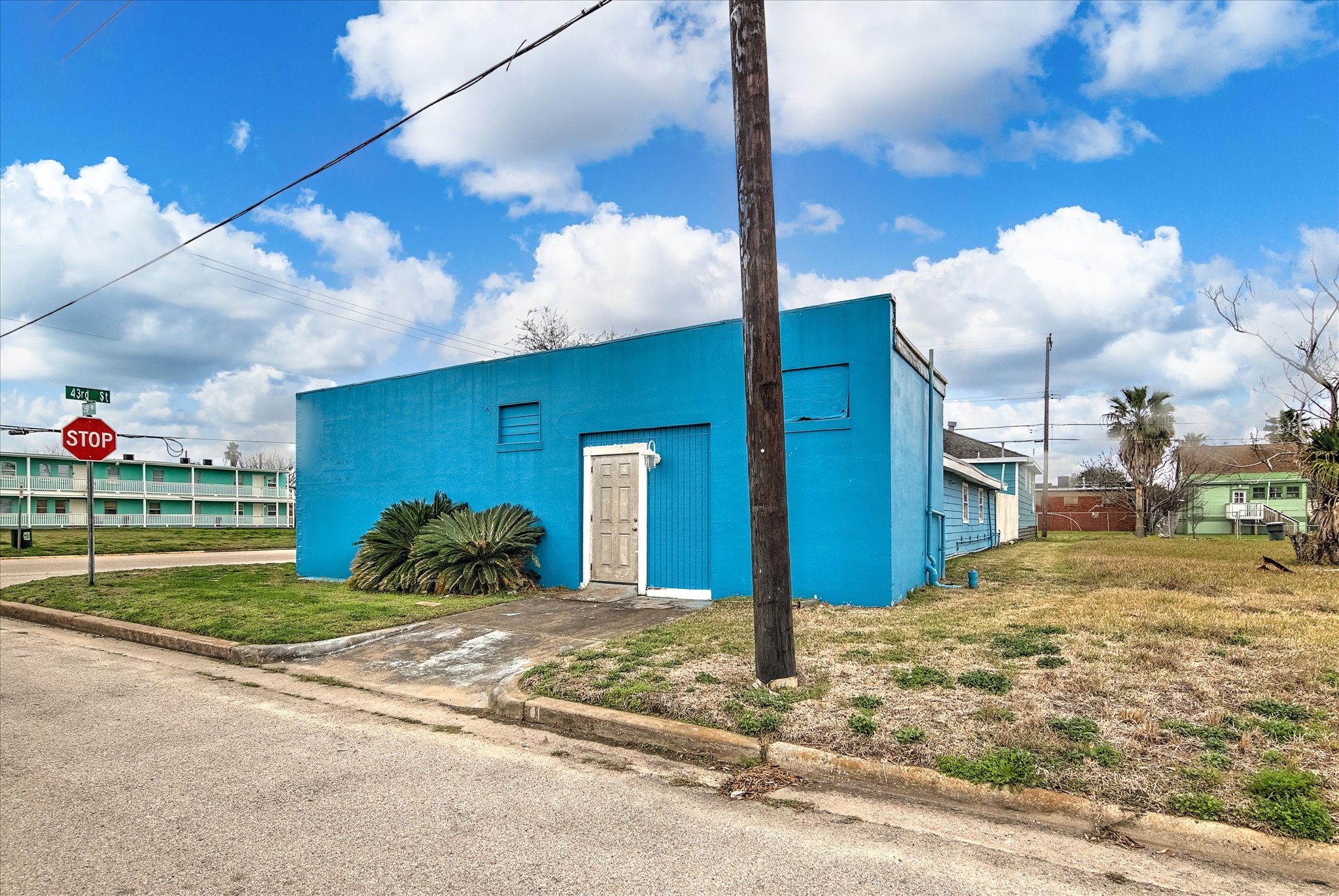 905 43rd Street Galveston, TX 77550 - Photo 4 of 43