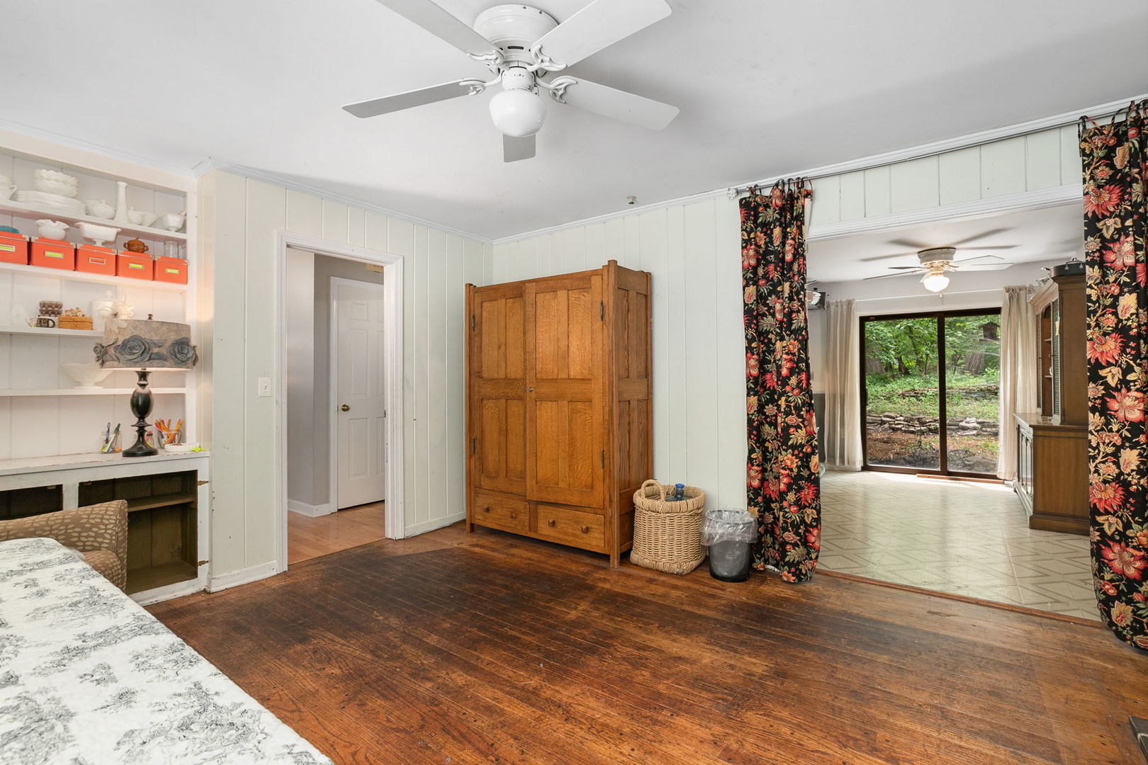 36W525 Wild Rose Road St. Charles, IL 60174 - Photo 14 of 39 a view of a room with window and hardwood floor