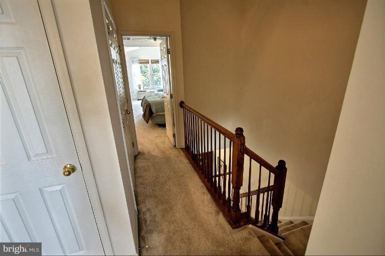 18202 Coachmans Road Germantown, MD 20874 - Photo 1 of 28 Hallway