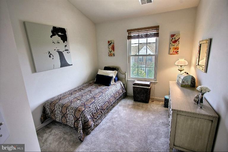 18202 Coachmans Road Germantown, MD 20874 - Photo 19 of 28 Bedroom 2